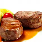 Filetes de cerdo  en salsa de maiz
