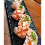 Salmo toro cru  ( 8 unidades)