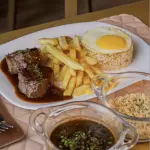 FILÉ A CAVALO