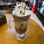 Capuccino Gelado com Borda
