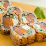Uramaki Filadélfia e Pepino