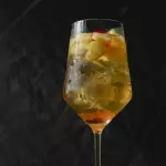 Sangria Dorada en Copa