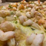 Pizza de camarones