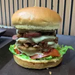 MEGA X-BURGUER