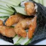 TEMAKI COM RECHEIO CAMARÃO EMPANADO