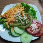 PORCIÓN DE ENSALADA
