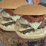 LANCHE EM DOBRO COM CARNE EM DOBRO