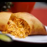 Empanada de Pollo Mechado