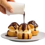 Profiteroles com Calda de Chocolate