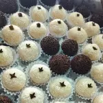 Beijinho + brigadeiros (50 unidades)