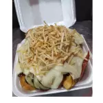 salchipapa con queso personal