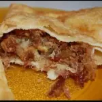 Pastel carne do sol + cajuína