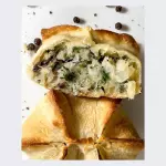 Esfiha de Bacalhau