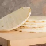 Arepa maíz blanco