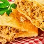 Pastel frango temperado