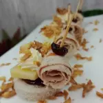 Canapé Emental e fiambre