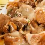 Pollo a la Stroganoff