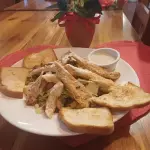 Ensalada de la casa con pechuga