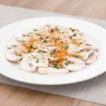 ENSALADA DE HONGOS FRESCOS  A LA VINAGRETA