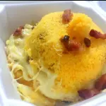 #01 Cuscuz, Frango, Queijo, Bacon e Cebola