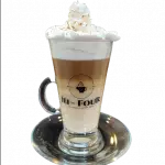 Latte más Chantilly