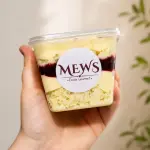 Bolo Ninho e frutas vermelhas