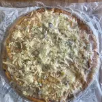 Pizza frango com gorgonzola