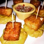 Tostones con Queso