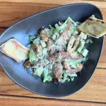 Ensalada Cesar Junior con pollo