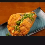 Temaki de salmão grelhado frito