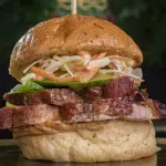 HAMBURGUESA AHUMADA DE PUNTA DE ANCA