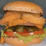 Burguer cebola empanado
