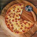 pizza suiza maicitos