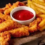 Papas fritas + 5 Filetitos de pollo