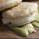AREPA DE QUESO AREPERO