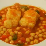 Garbanzos con bacalao