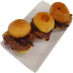 MINI HAMBURGERES NO PÃO