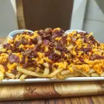 Batata c/ Calabresa e Cheddar