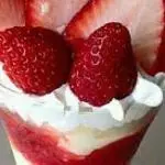 FRUTILLA CON CREMA