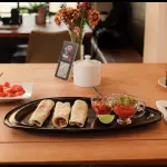 BURRITOS.