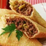UN PASTEL DE CARNE