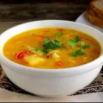 Caldo de mandioca com costela
