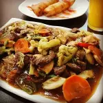 YAKISSOBA GRANDE + HARUMAKI BRINDE