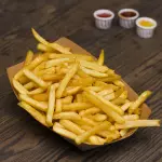 porcion de papas fritas.