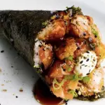 Temaki Eby ( salmão e camarão )