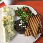 OMELETT  CLARAS CON PANELA Y ESPINA