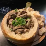 Filé Mignon c/ Pão com Gorgonzola