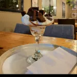 COPA DE HELADO CON BROWNIE