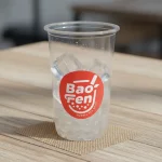 VASO CON HIELO