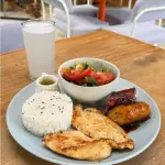 POLLO + MADURO CARAMELIZADO